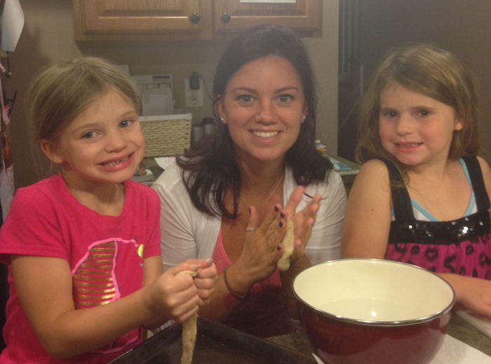 Elizabeth - Tami - Ava